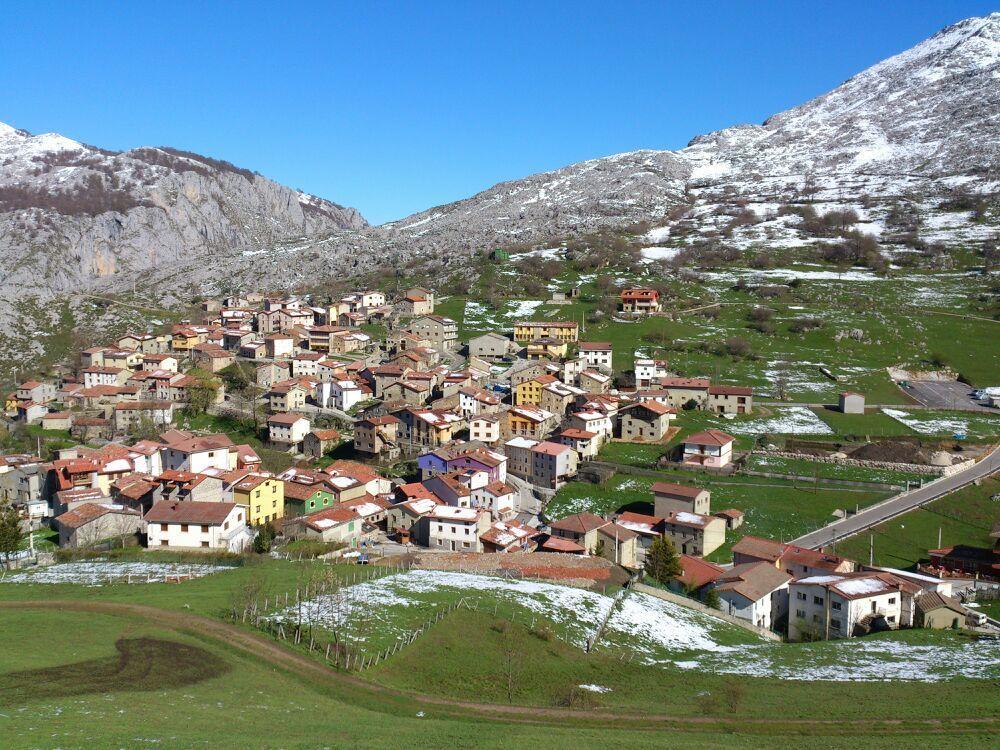 Hotel Rural Pena Castil Sotres Esterno foto