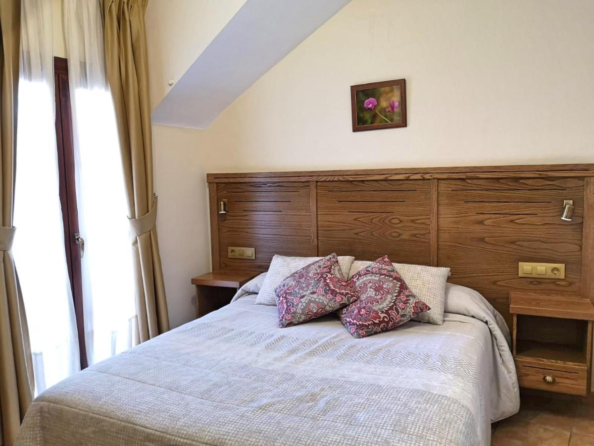 Hotel Rural Pena Castil Sotres Esterno foto